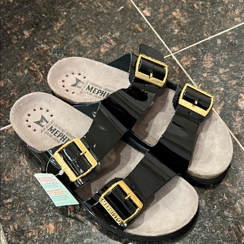 SOLD   Mephisto Women's Hester Sandal Gold Accents size 38 New